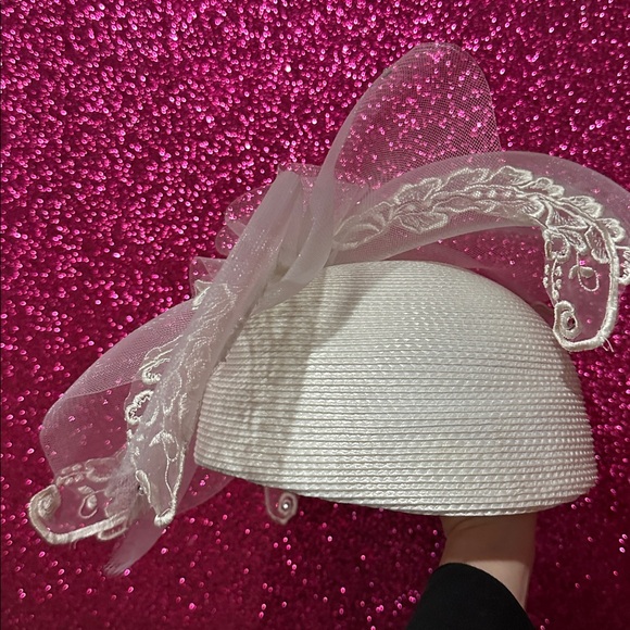 Vintage white Kentucky Derby 🐎 Retro Pinup Pinupgirl Church Hat - Picture 5 of 6